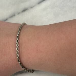 Sterling silver twisted chain bracelet